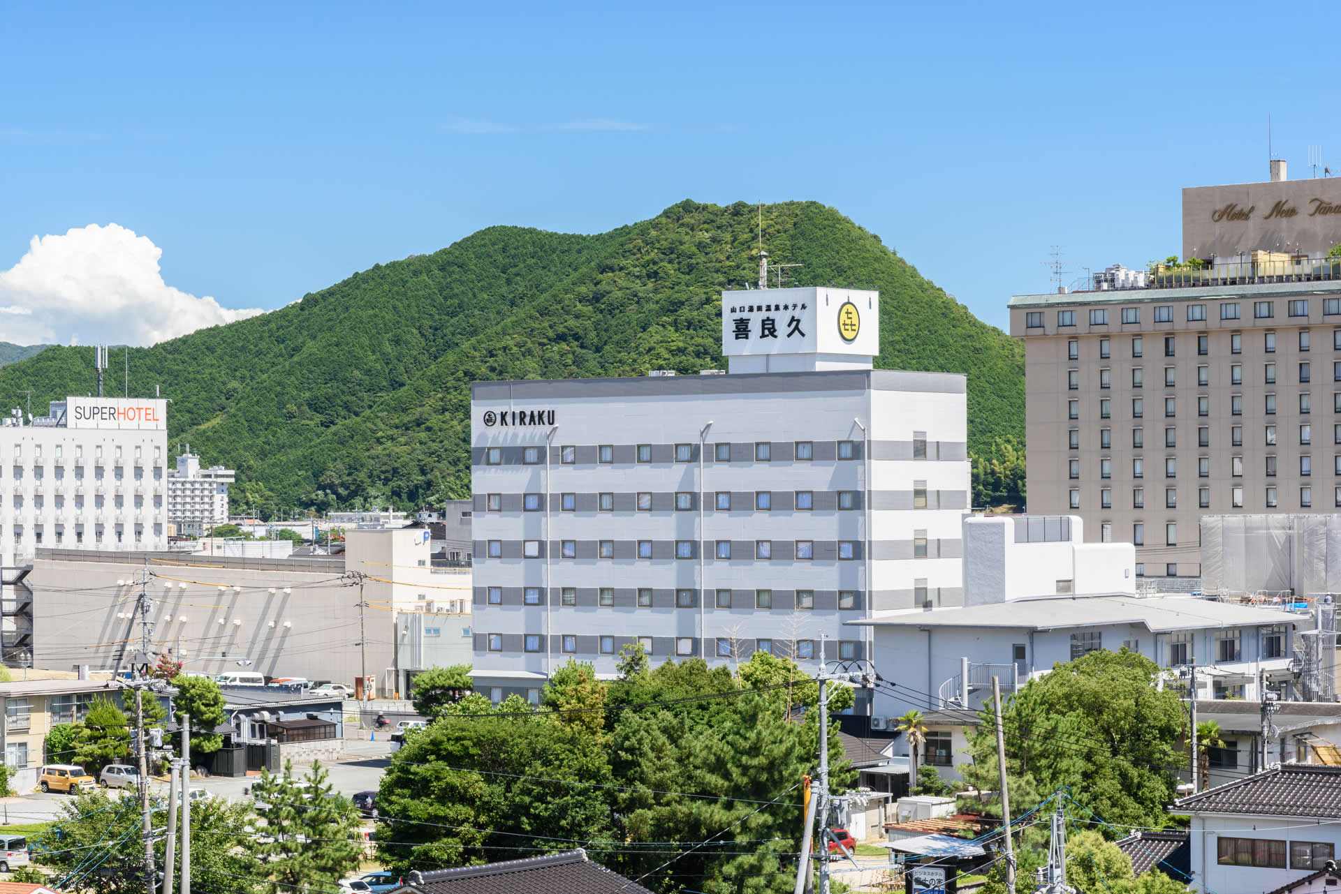 湯田温泉ビジネスホテル喜良久(きらく)の外観